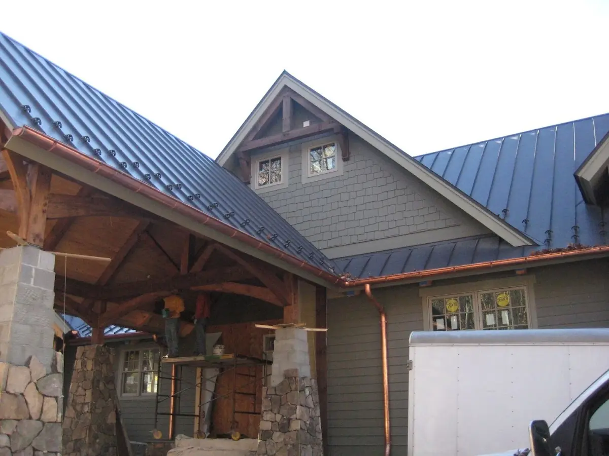 Craftsman Roofing team delivering quality roofing work in Apache Wells